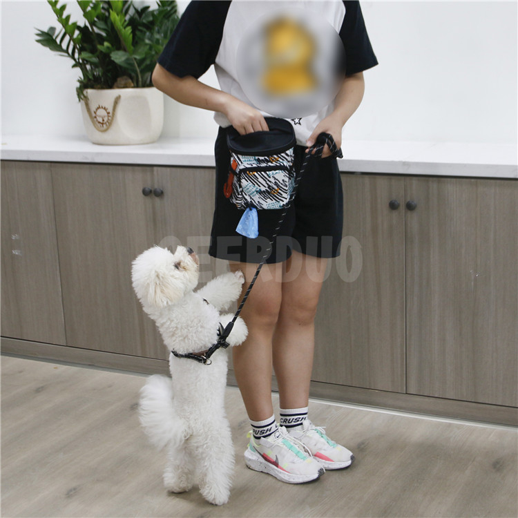 Dog Treat Training Pouch Built-in Poop Bag Dispenser GRDBR-1