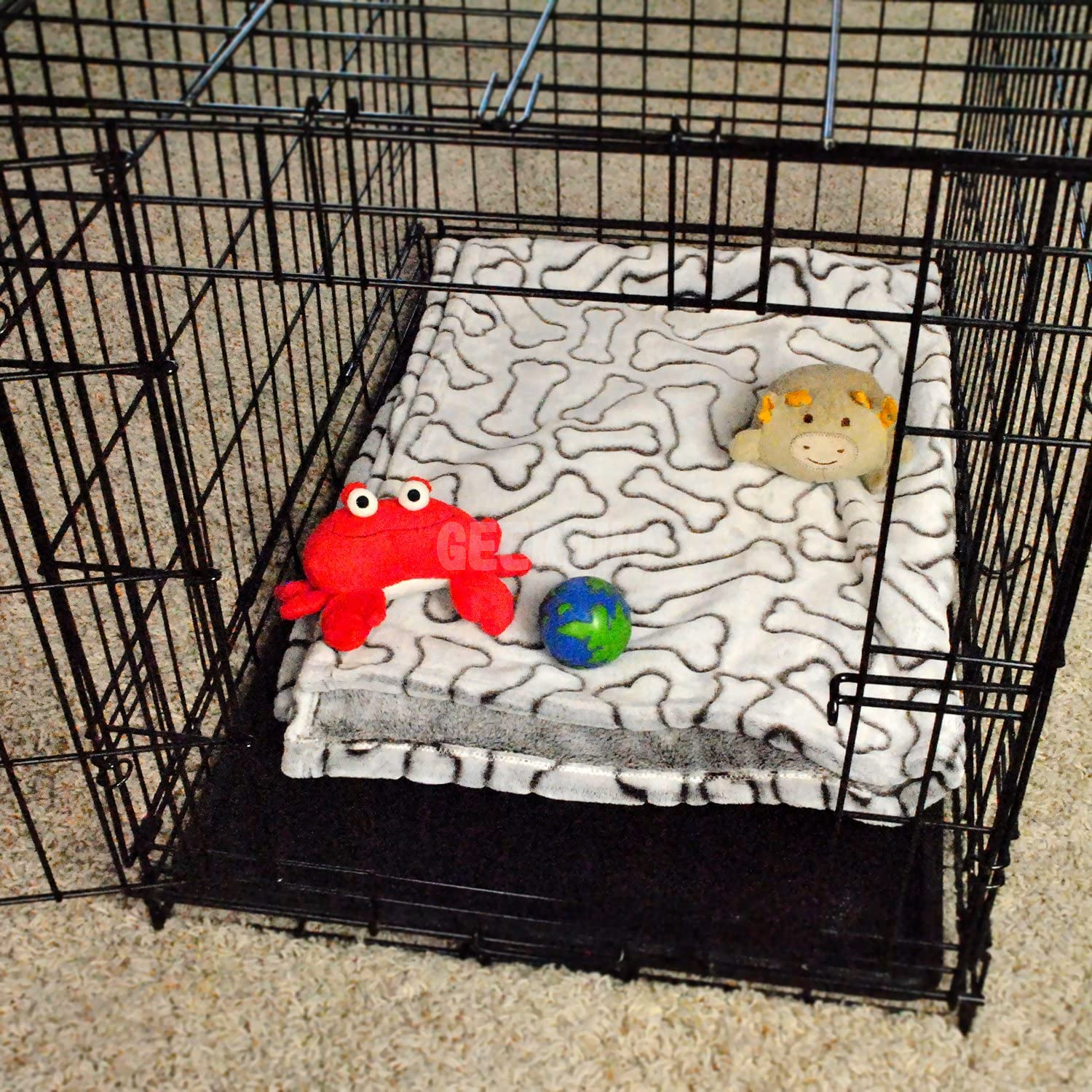 Bone Dry Embossed Bone Print Pet Blanket GRDDK-7